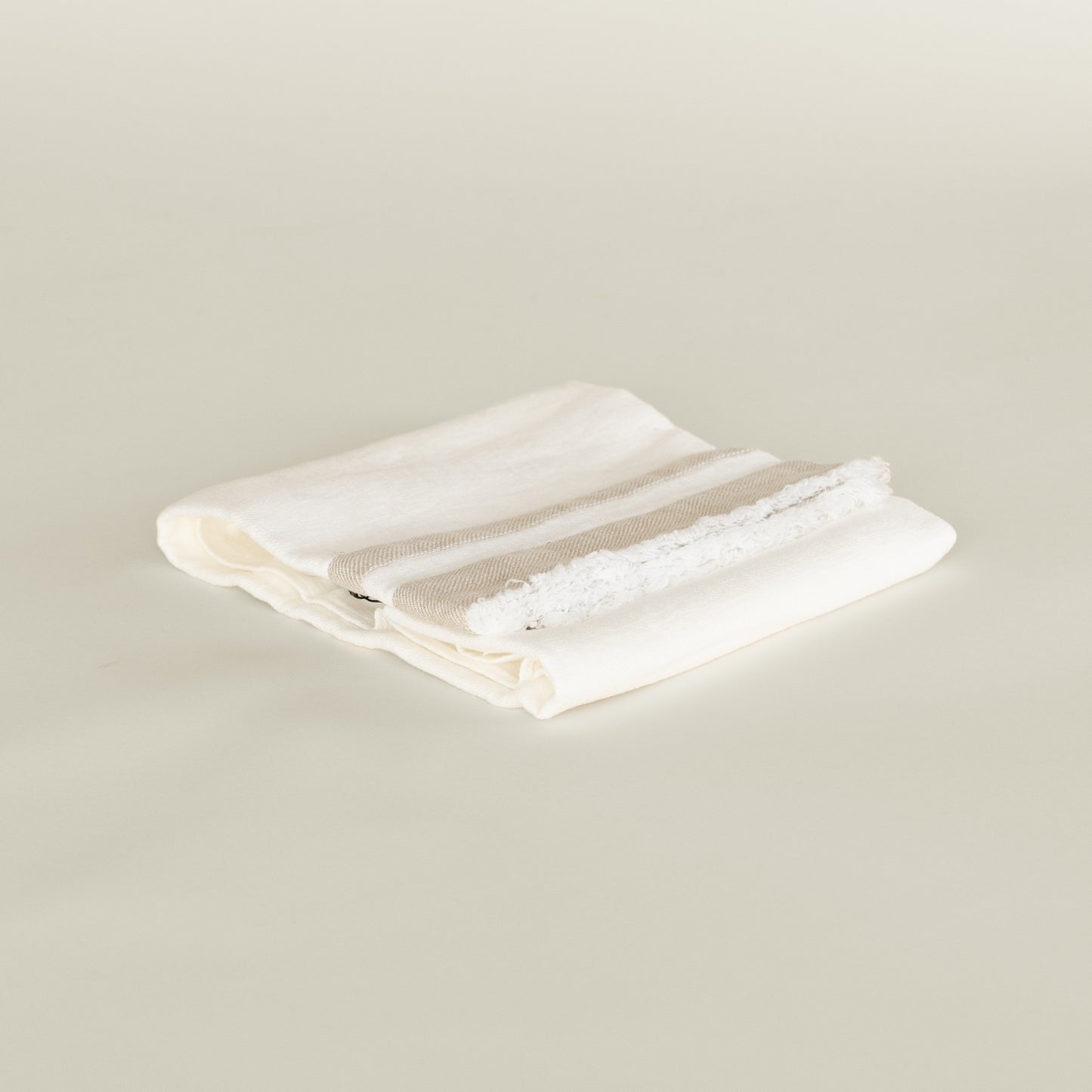Blossom Stonewashed Linen White Bath Towel