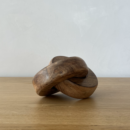 Sasha Carved Wood Chain