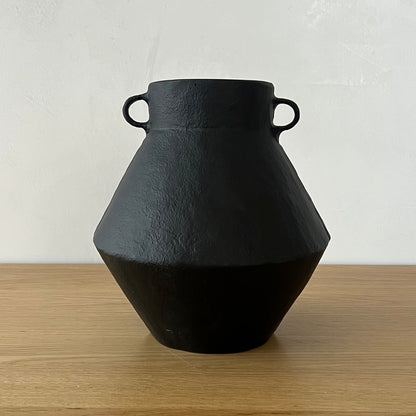 Akshi Black Metal Vase