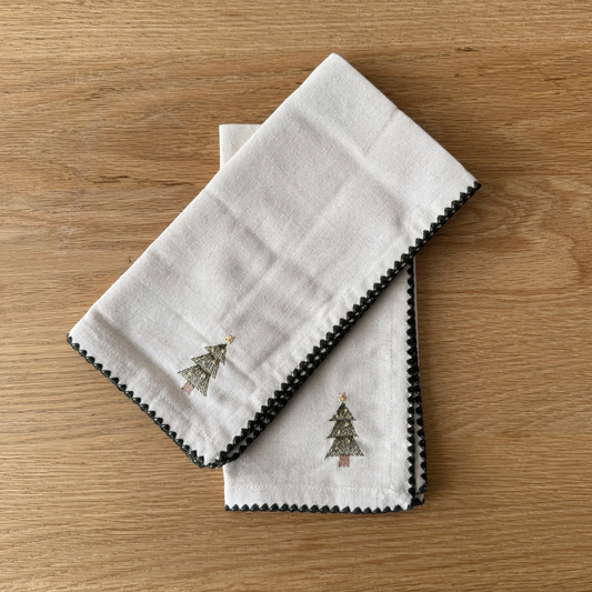 Festive Tree Embroidered Napkins - Set of 4