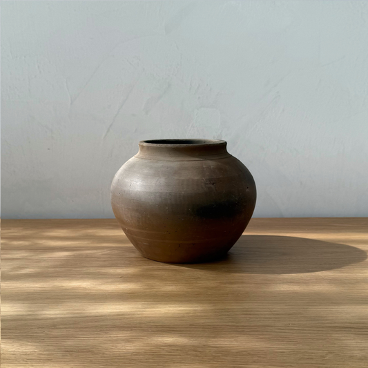 Hauer Market Louis I Vintage Pottery