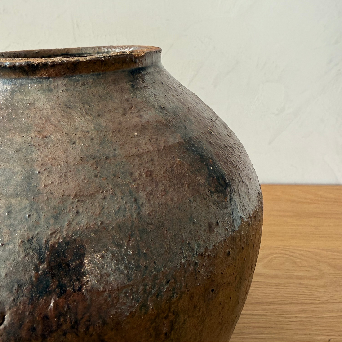 Hauer Market Bernard Vintage Pot