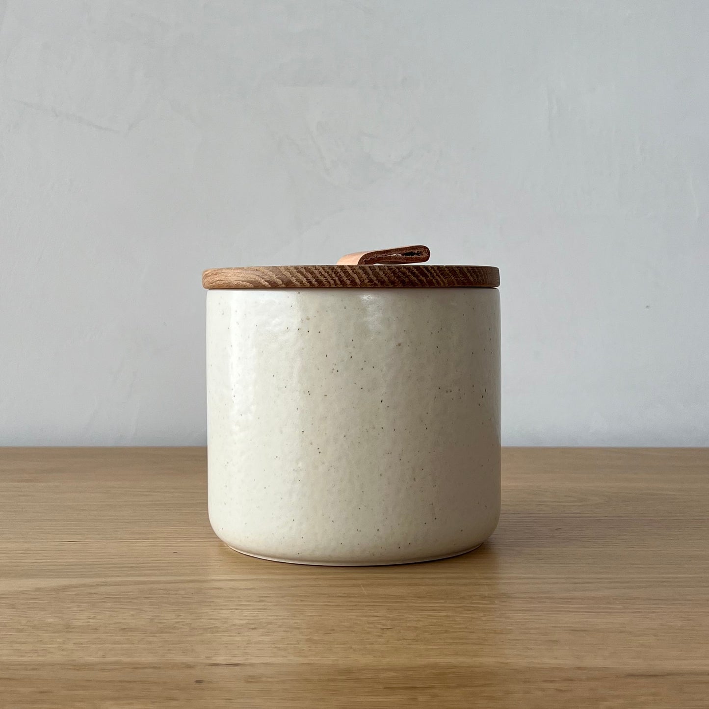 Minimo Canister with Oak Lid