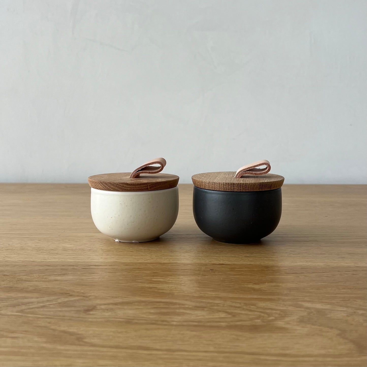 Minimo Salt Cellar with Oak Lid