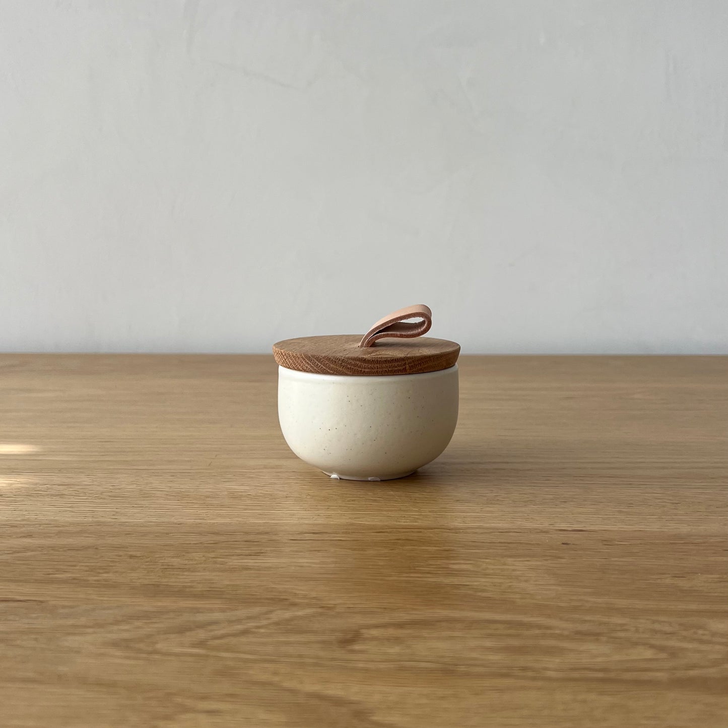 Minimo Salt Cellar with Oak Lid