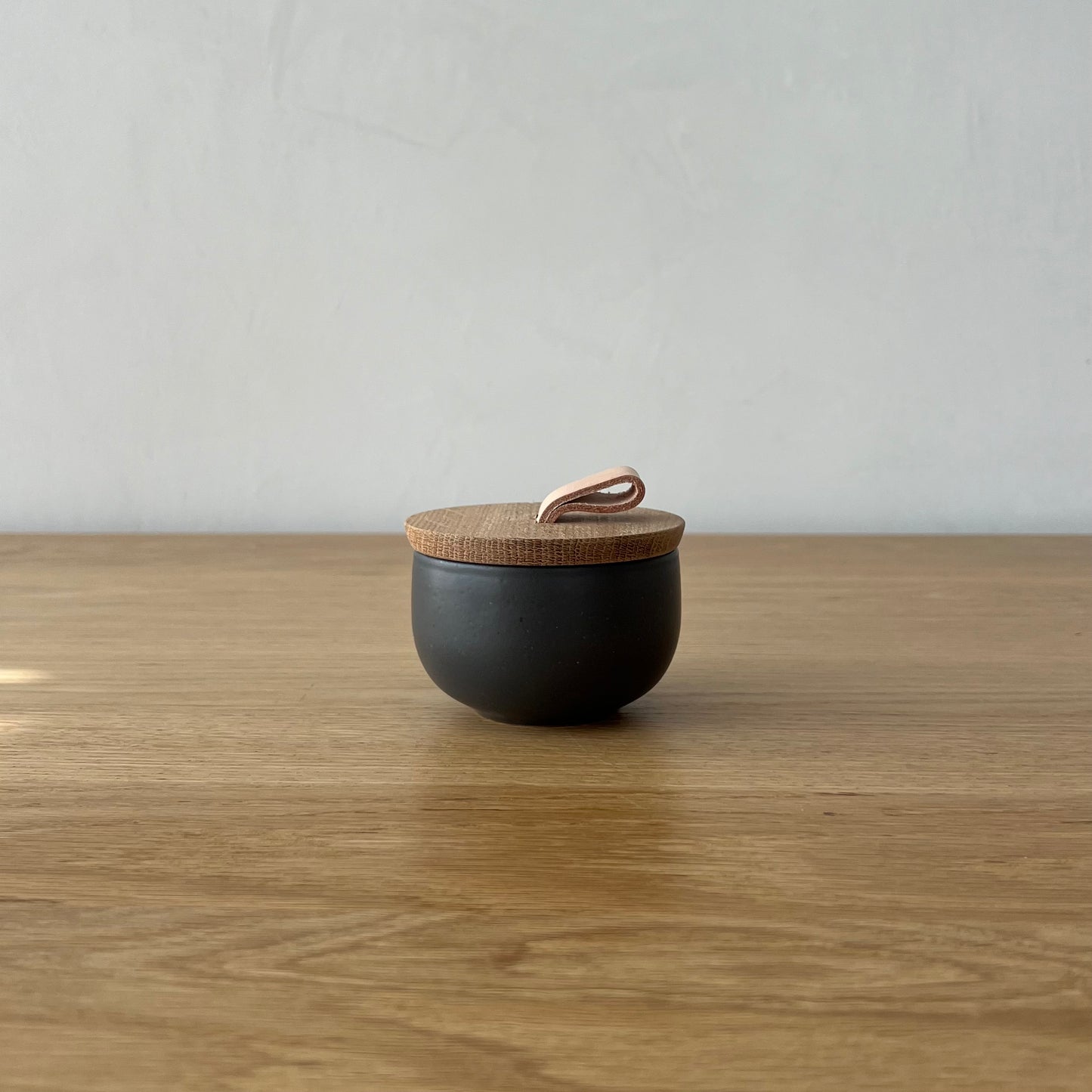 Minimo Salt Cellar with Oak Lid