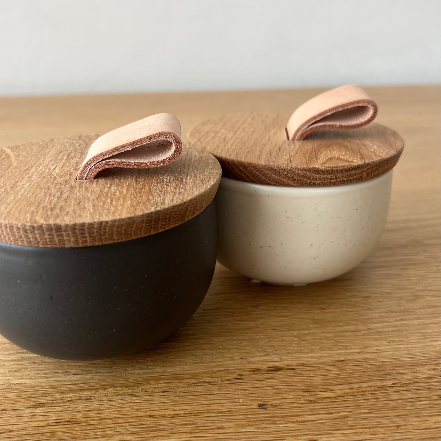 Minimo Salt Cellar with Oak Lid