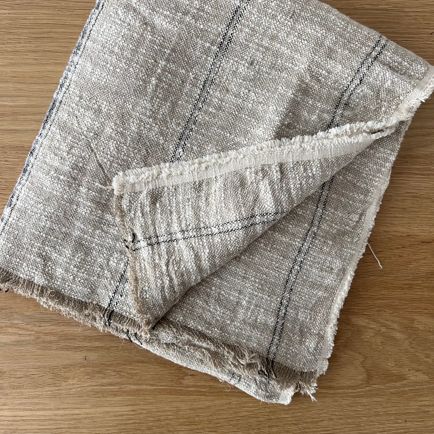 Stripe Slub Linen Throw