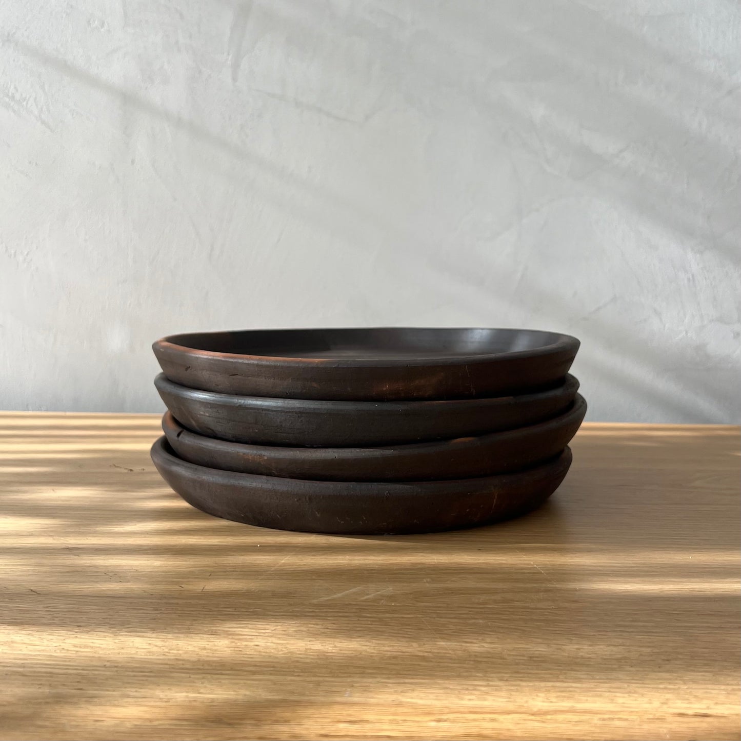 Hugge Terracotta Brown Deep Pan Plate