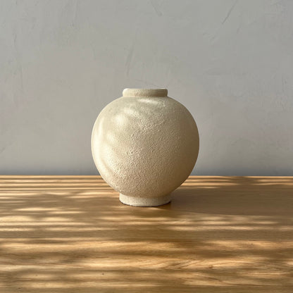 Hannah Cream Round Vase