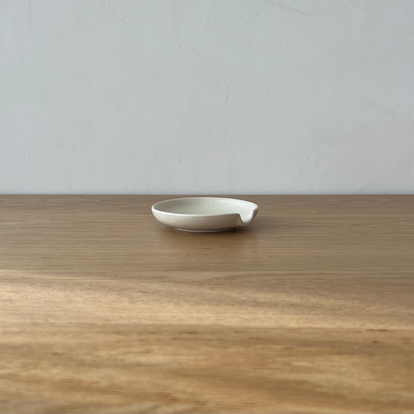 Minimo Vanilla Spoon Rest