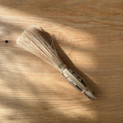 Nia Seagrass Palm Sweep