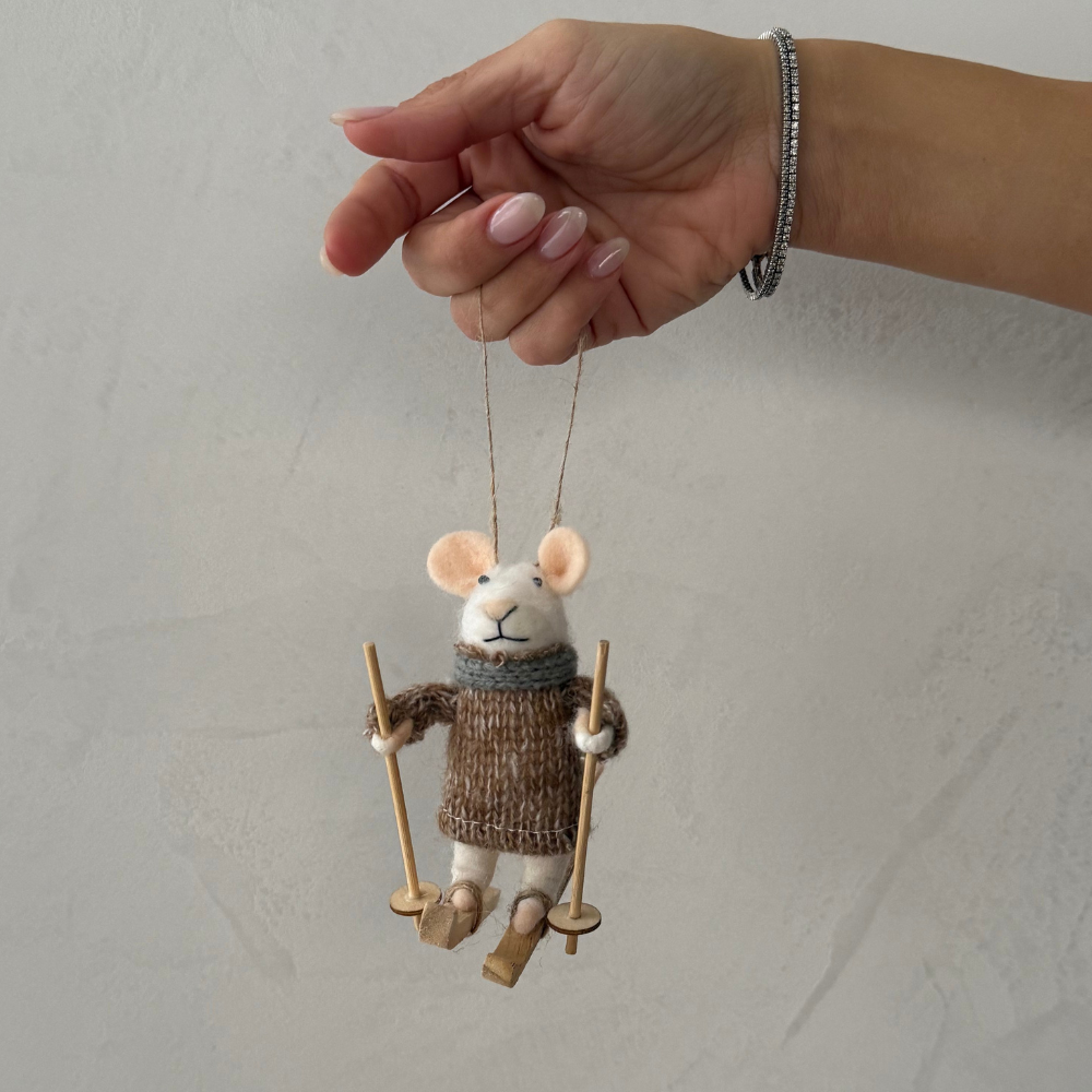 Off-Piste Octavia Mouse Holiday Ornament – Hibou Home