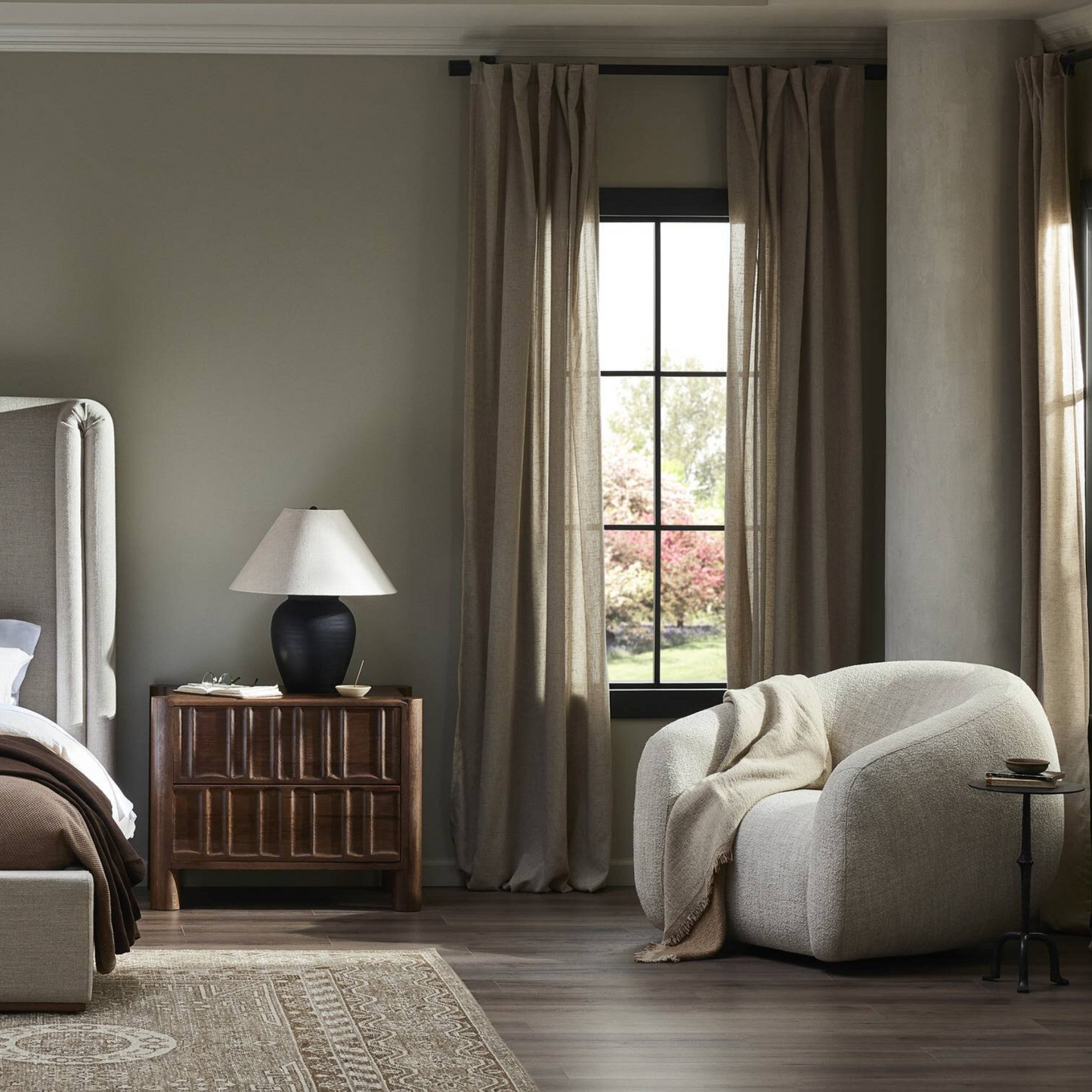 Russo Table Lamp