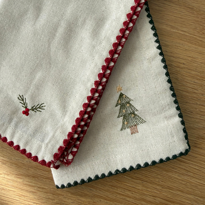 Holly Embroidered Napkins - Set of 4