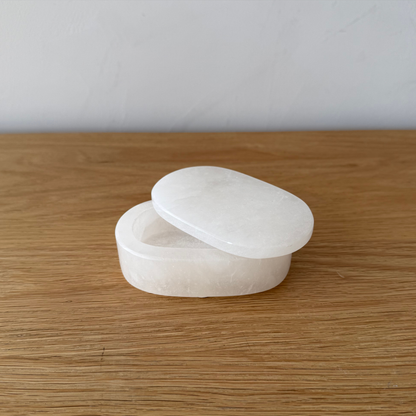 Alabaster Oval Display Box