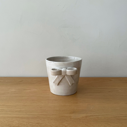 Stoneware Bow Pot