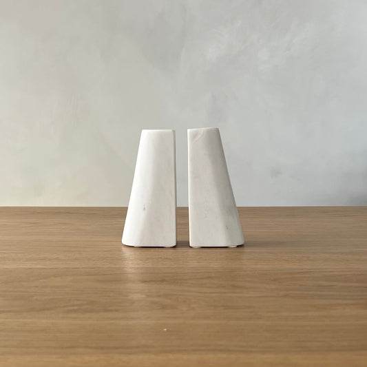 Akira Curved Marble Bookends